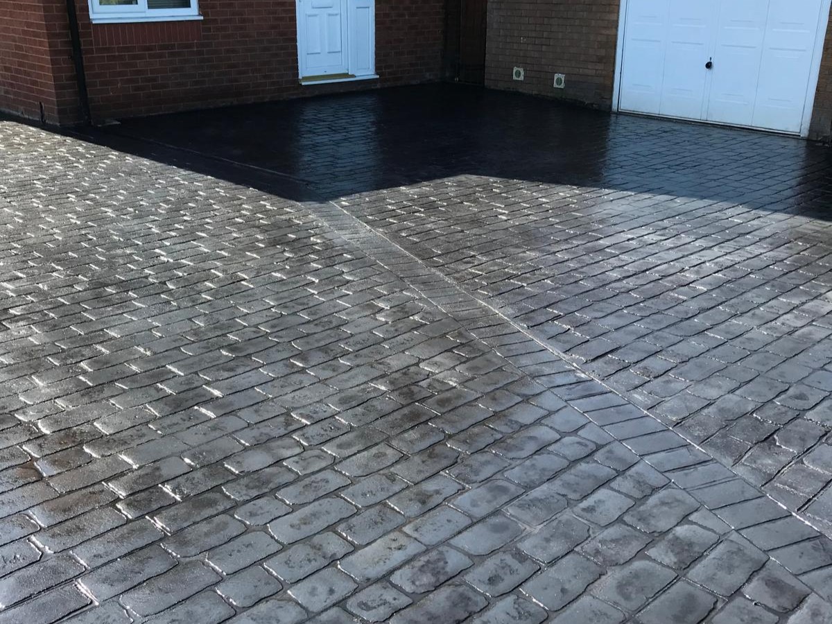 ac00f7b3-909e-447f-bb77-6821f945908d